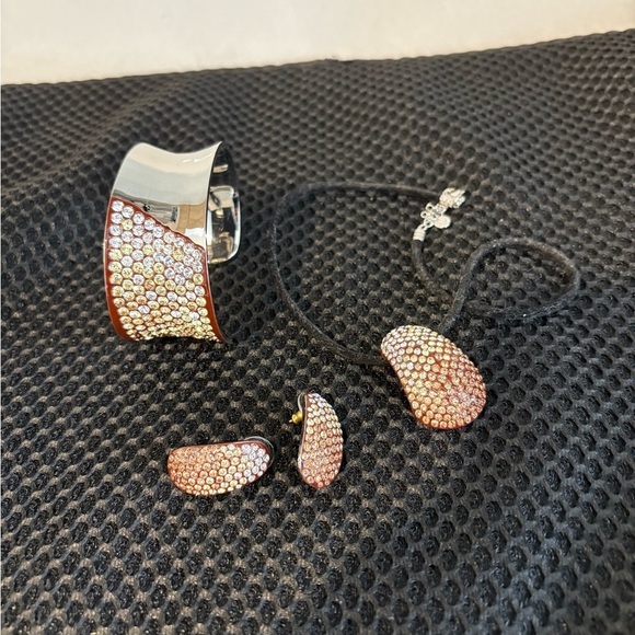 Fifth Avenue Collection Pavé Bracelet Earrings Necklace Set - Picture 15 of 15